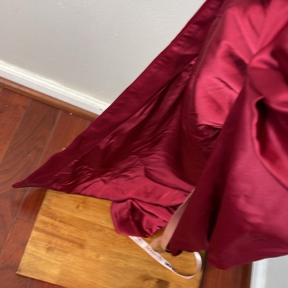 House of CB Flora Wine Satin Pleated Corset Midi Dress‎ L+ - Picture 10 of 13